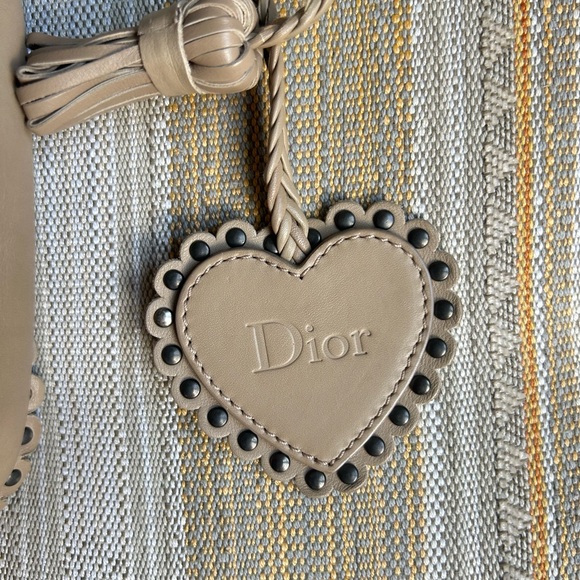 Dior - Picture 2 of 8